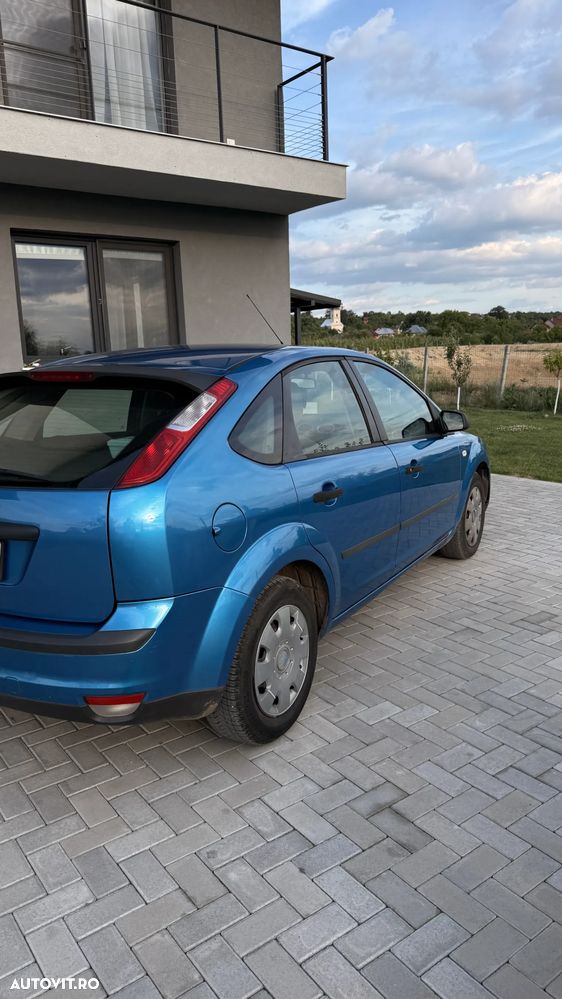 Ford Focus - 9