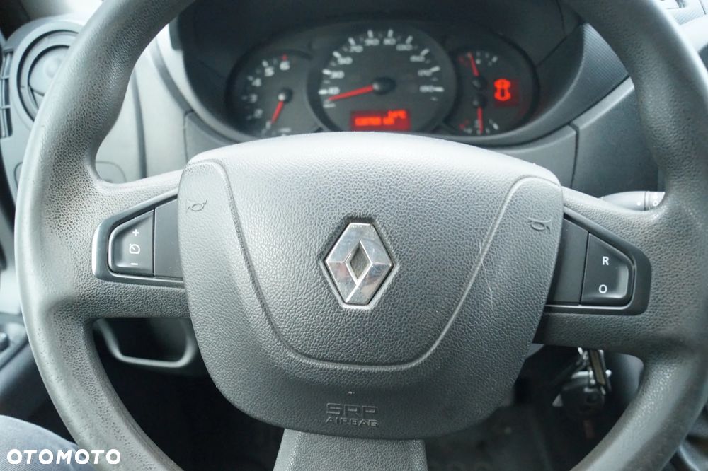 Renault Master - 18