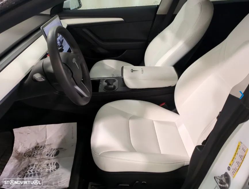 Tesla Model 3 Standard Range Plus RWD - 5