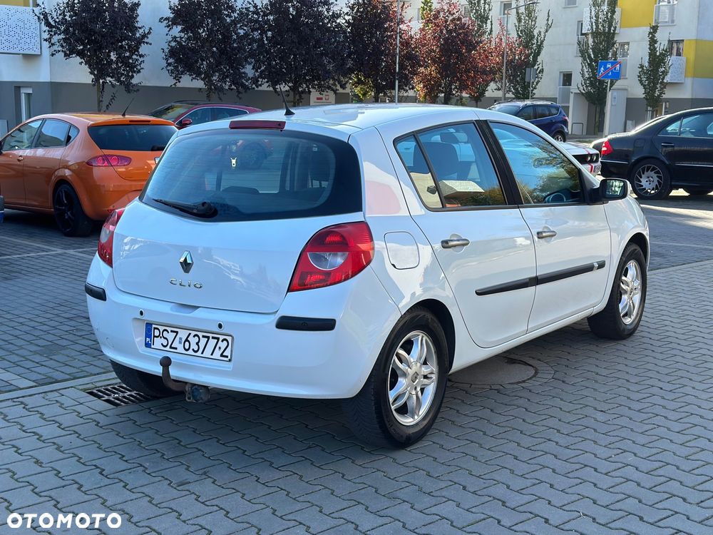 Renault Clio 2008 photo 5