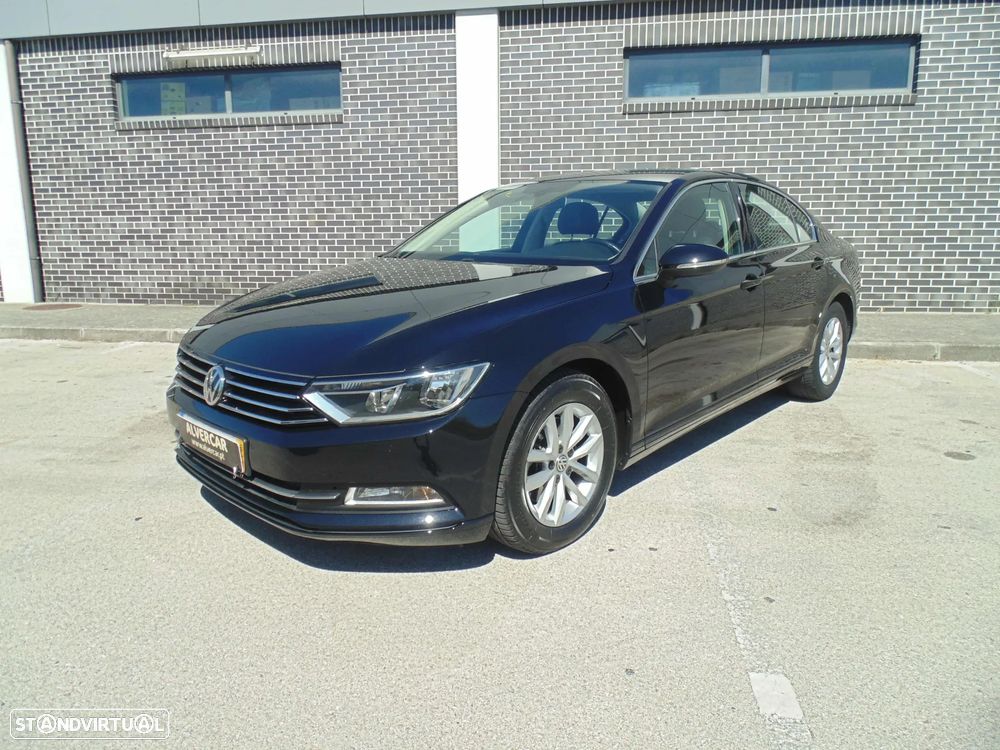 VW Passat 1.6 TDI Highline - 1