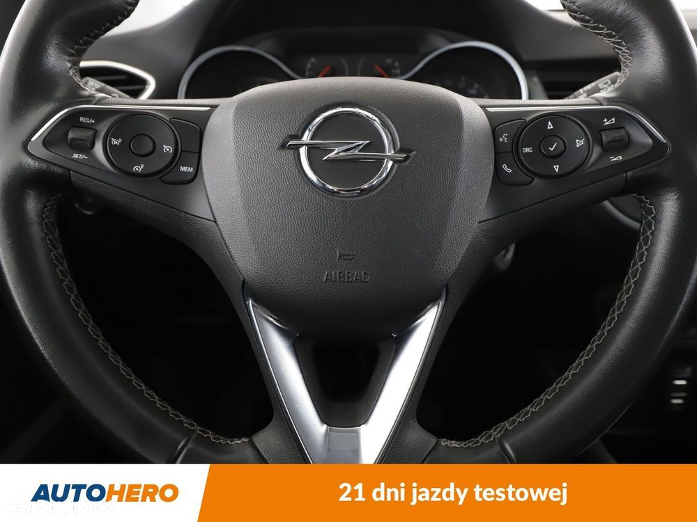 Opel Crossland X - 18