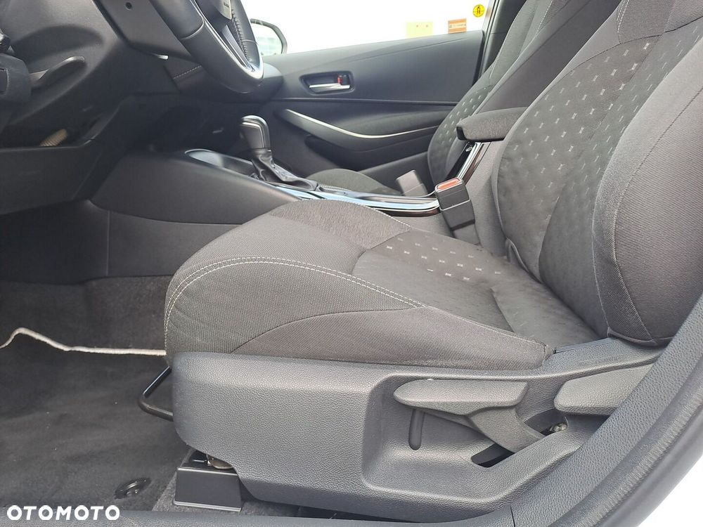 Toyota Corolla 1.8 Hybrid Comfort - 11