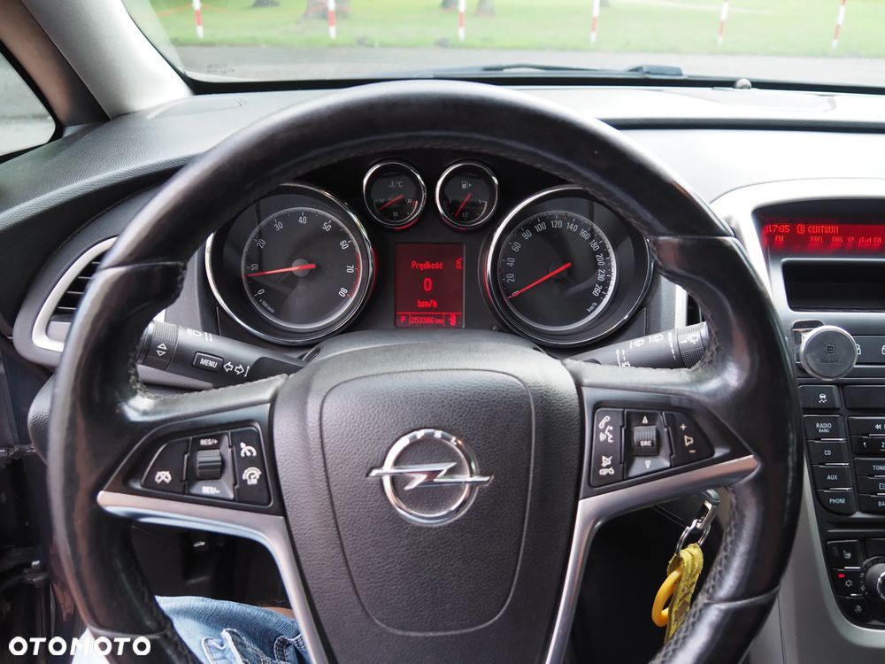 Opel Astra IV 1.4 T Sport - 4