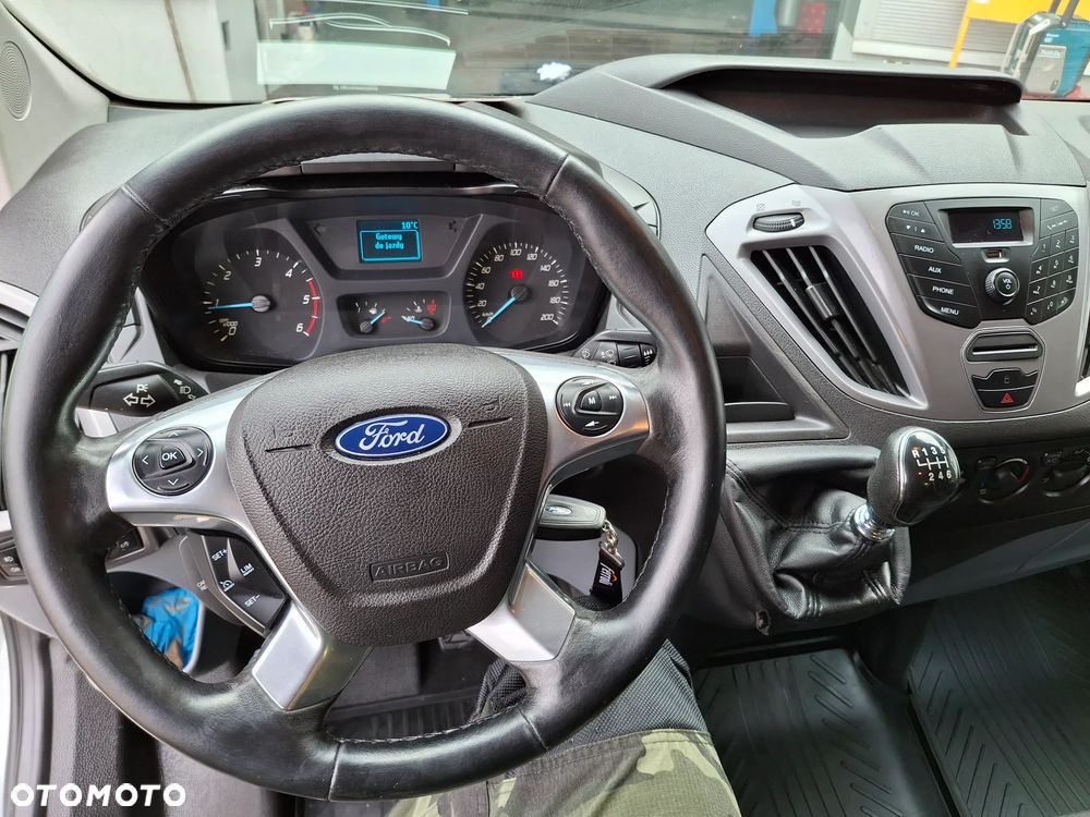 Ford Transit Custom - 9
