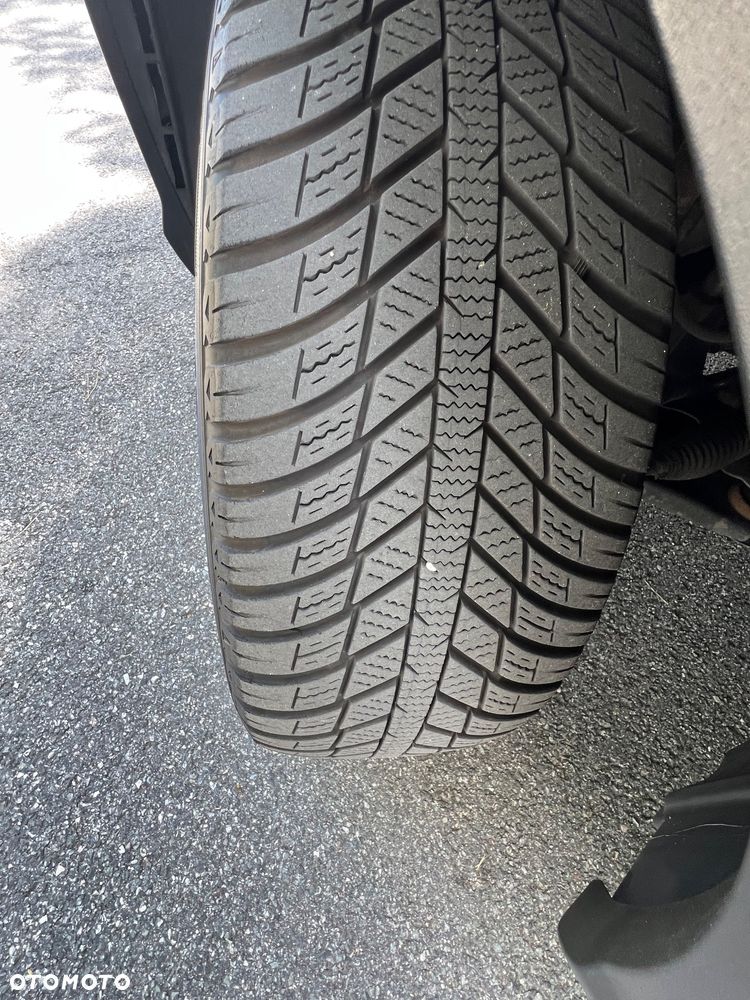 Nissan Qashqai 1.2 DIG-T N-Connecta - 24