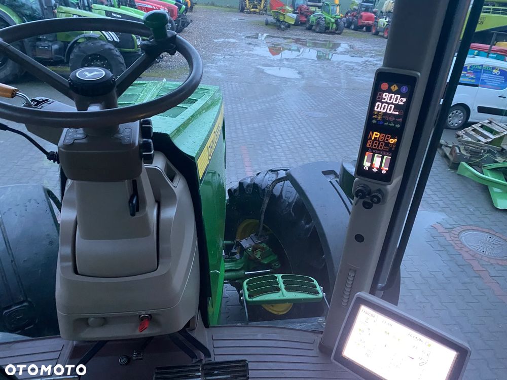 John Deere 7200 R  7230  CASE PUMA 6215 R - 29