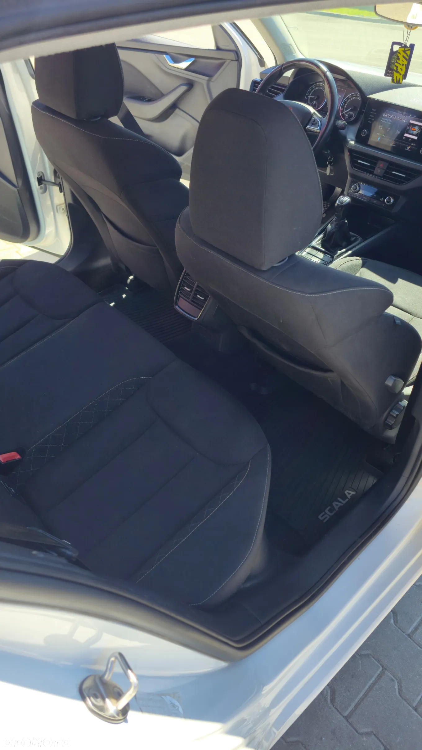 Skoda Scala 1.6 TDI SCR Active - 10