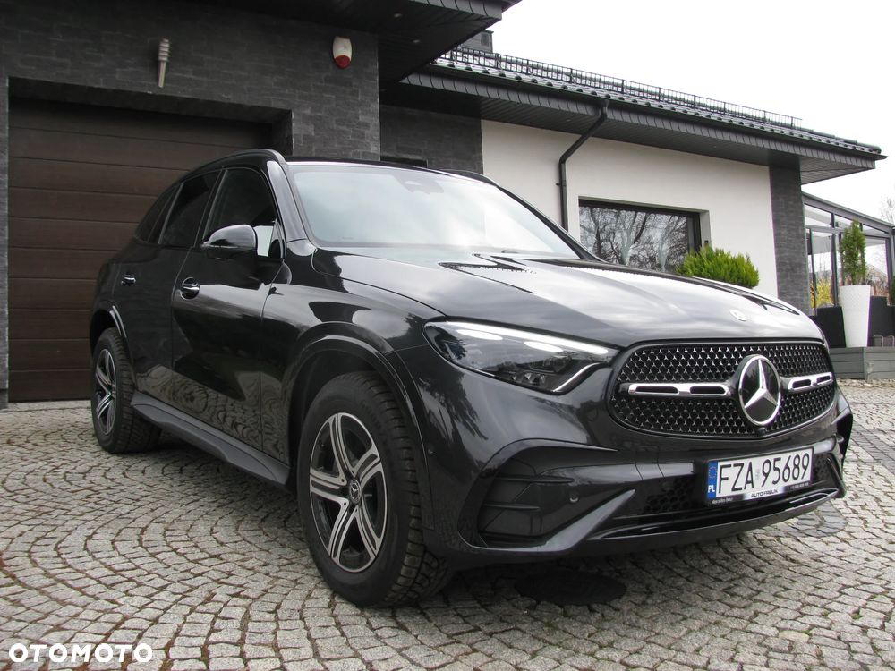 Mercedes-Benz GLC - 1