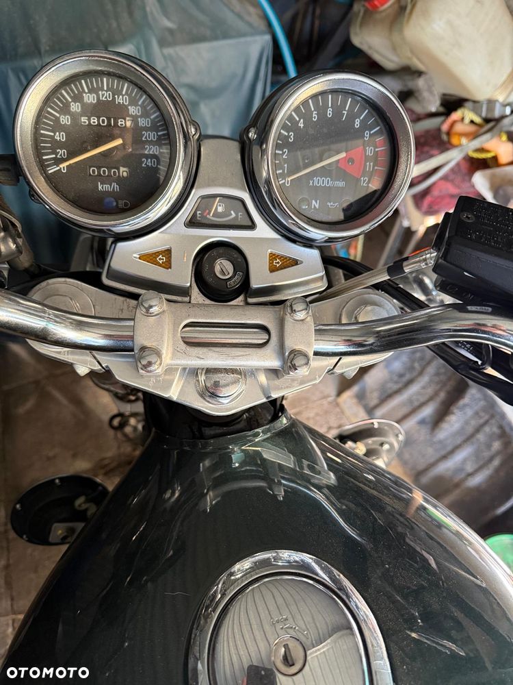 Kawasaki Zephyr - 11