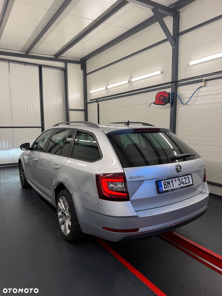 Skoda Octavia - 3
