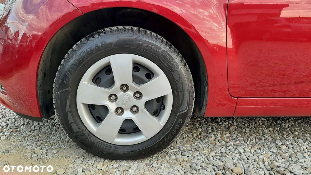 Kia Venga 1.4 CVVT Attract - 30