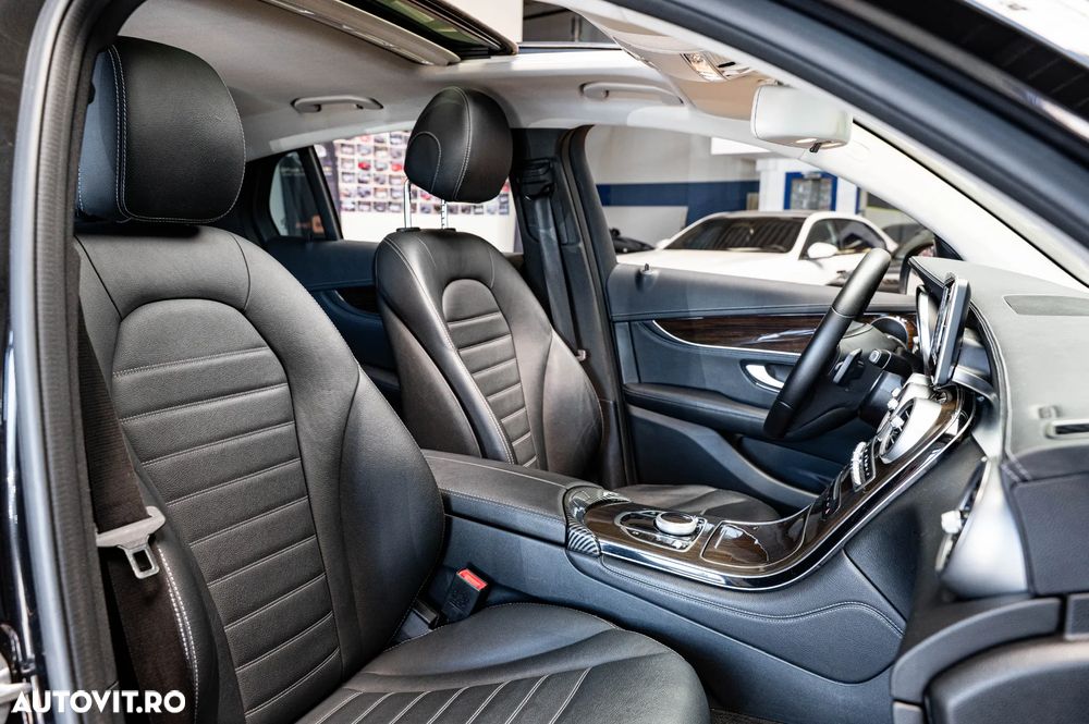 Mercedes-Benz GLC Coupe 220 d 4Matic 9G-TRONIC AMG Line - 28