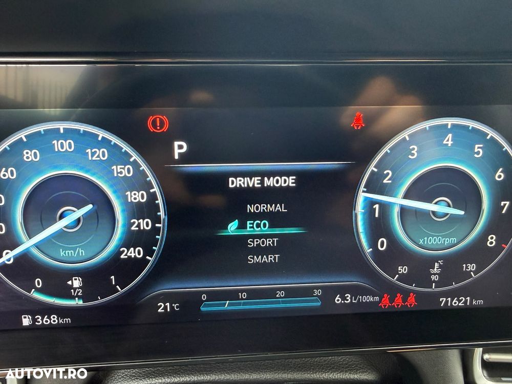 Hyundai Elantra 1.6 l 123 CP CVT Exclusive Navi - 24