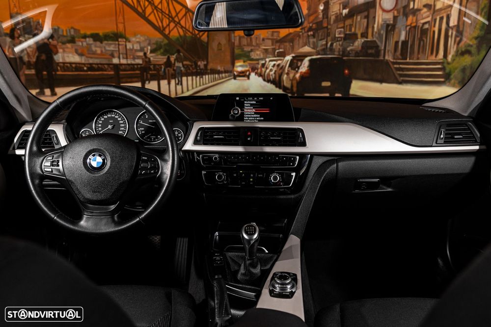 BMW 318 d - 12