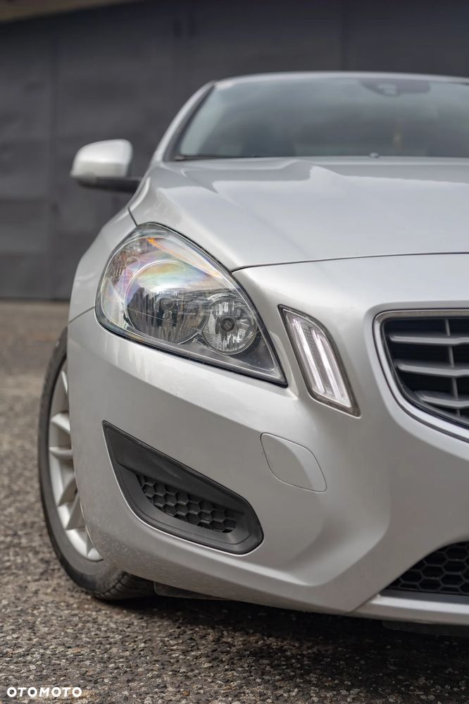 Volvo S60 - 16