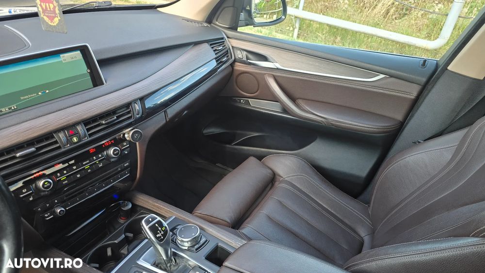 BMW X5 xDrive30d - 28