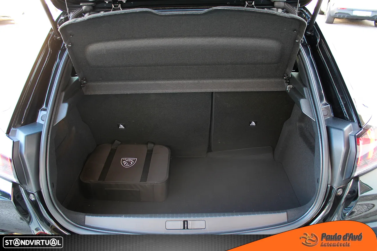Peugeot e-208 50 kWh GT Pack - 17