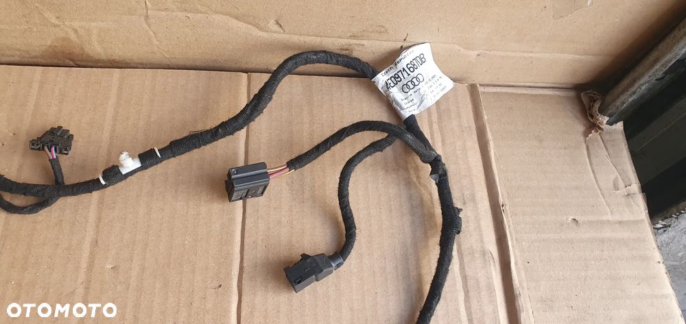 Wiązka instalacja drzwi prawy tył kessy Audi A8 D3 4E0971687DB - 4