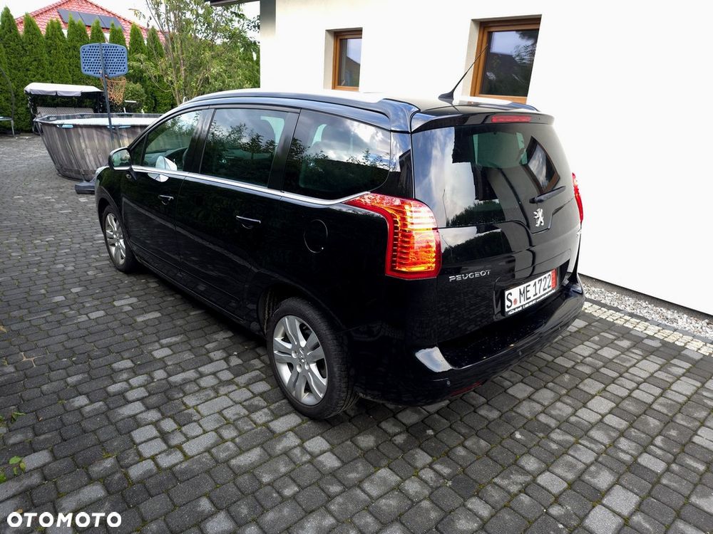 Peugeot 5008 - 3