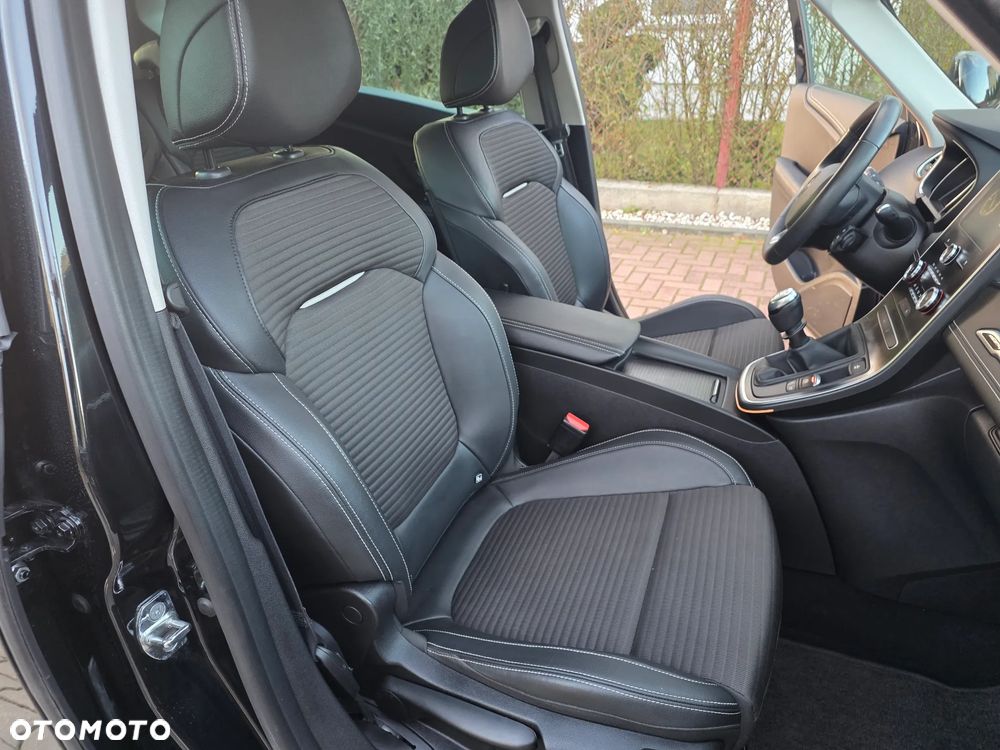 Renault Scenic BLUE dCi 120 BUSINESS EDITION - 24
