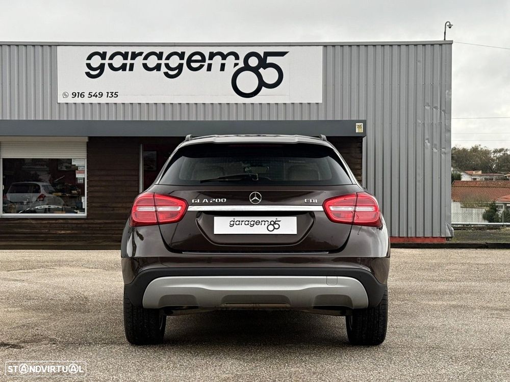 Mercedes-Benz GLA 200 d Style - 4