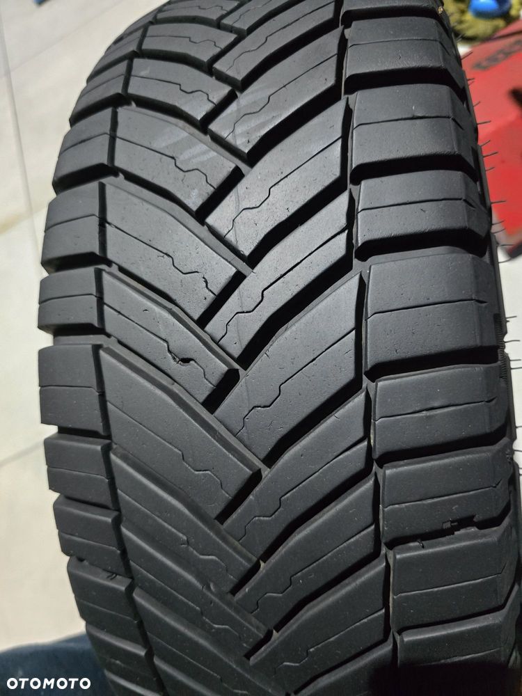 215/65/16 C Michelin agilis Crossklimate alpin j.Nowe 21r. 9mm Para - 1