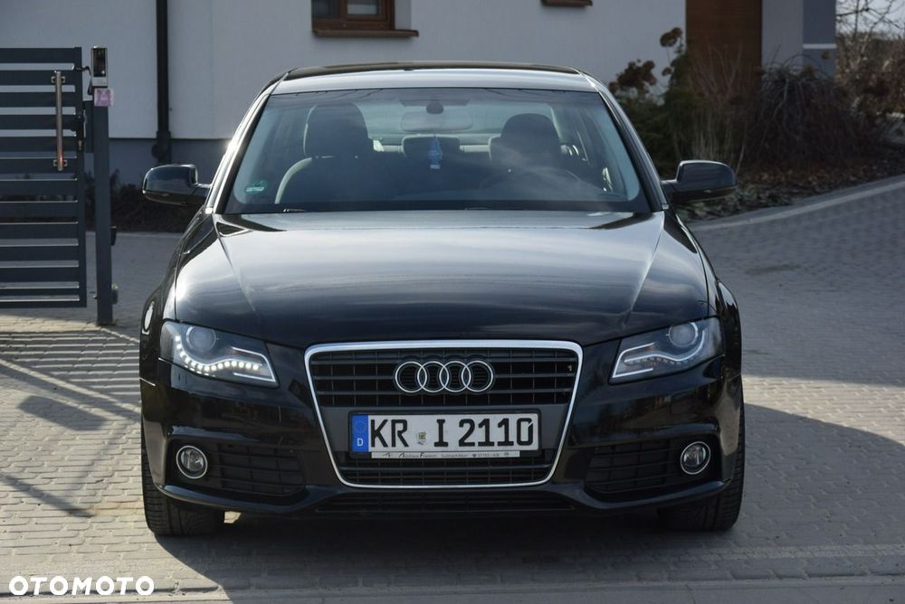 Audi A4 Limousine - 3