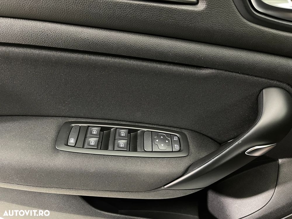 Renault Megane Blue dCi 116 Life - 16