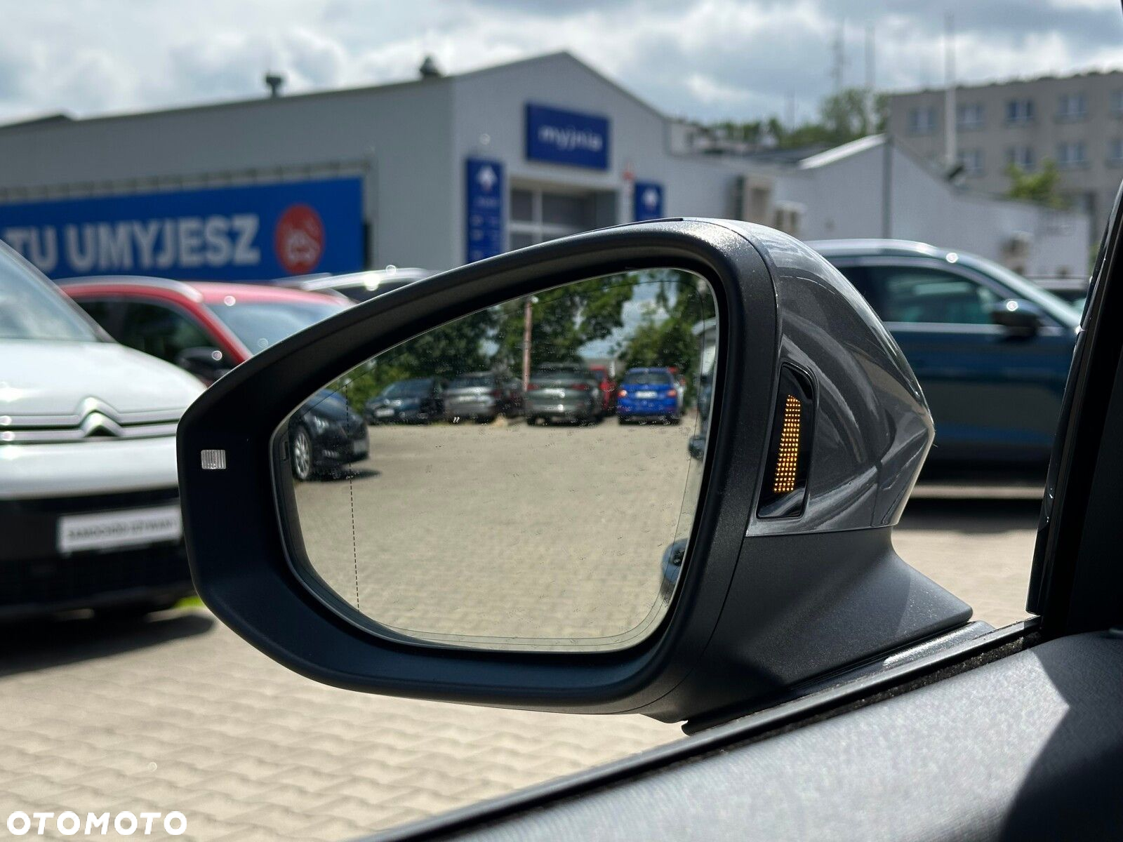 Skoda Superb 1.5 TSI L&K DSG - 39