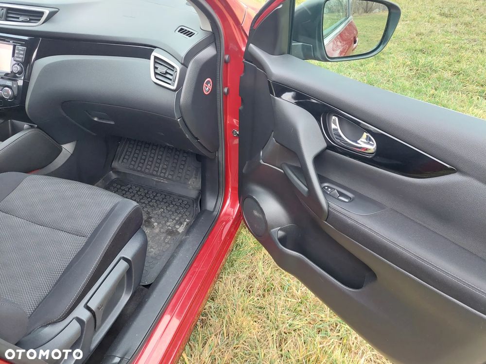 Nissan Qashqai 1.2 DIG-T Xtronic 360 - 25