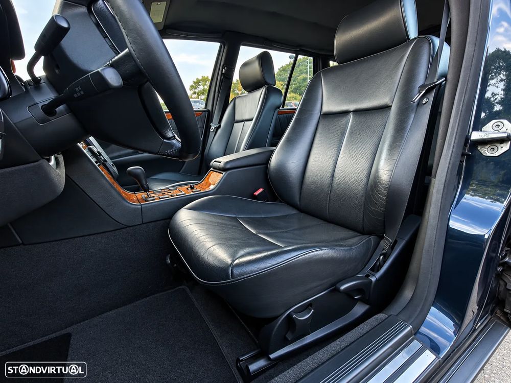 Mercedes-Benz E 220 - 8