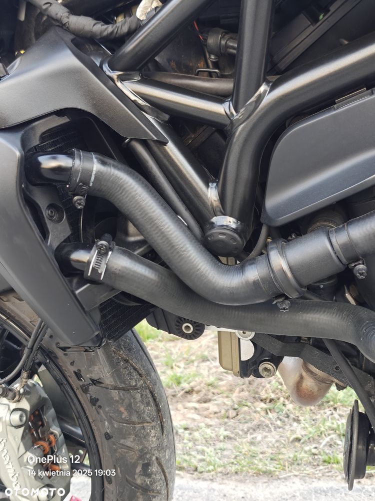 Ducati Monster - 10