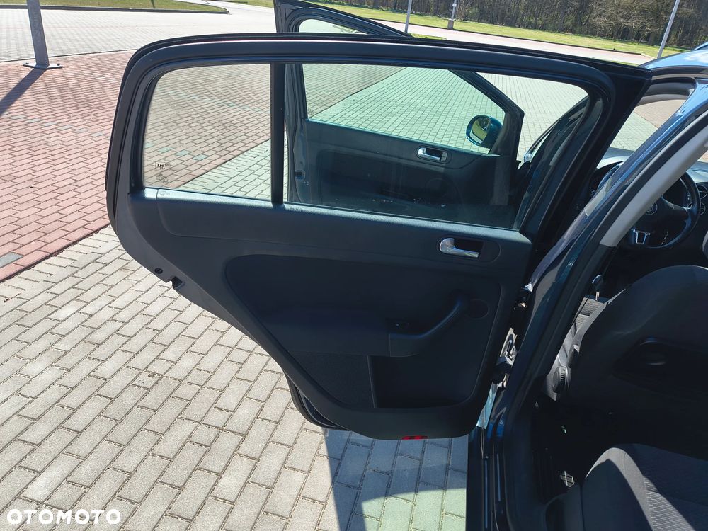 Volkswagen Golf Plus 2.0 TDI DPF Comfortline - 25