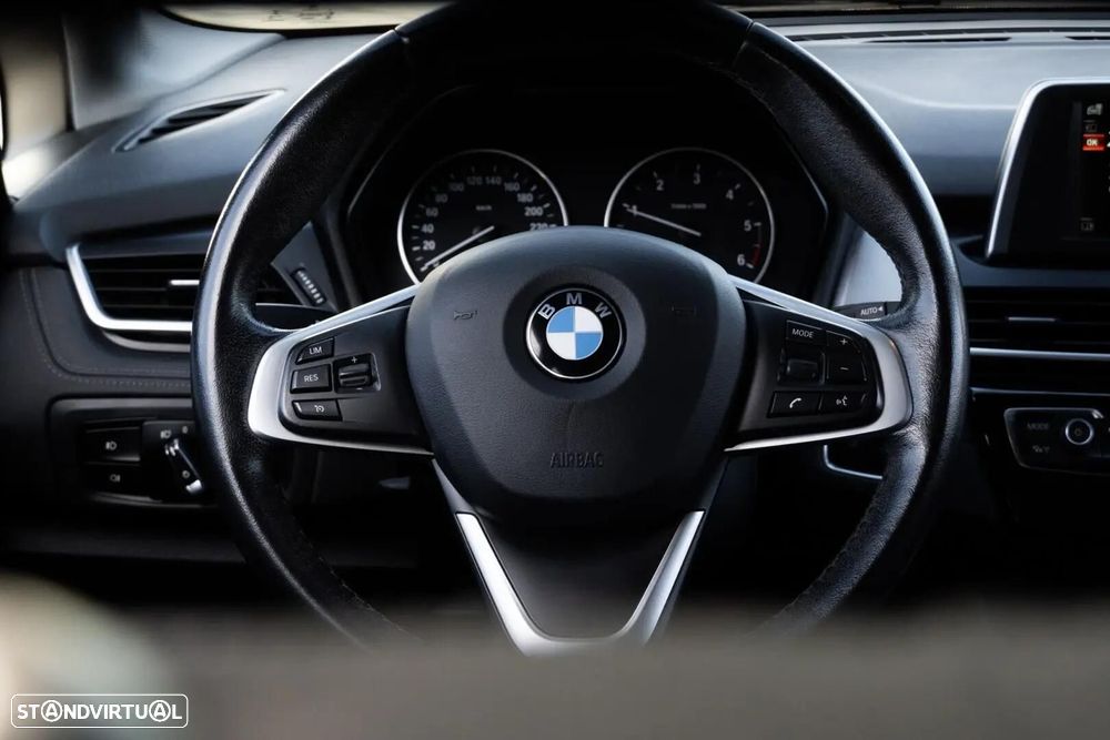 BMW 216 Active Tourer - 12