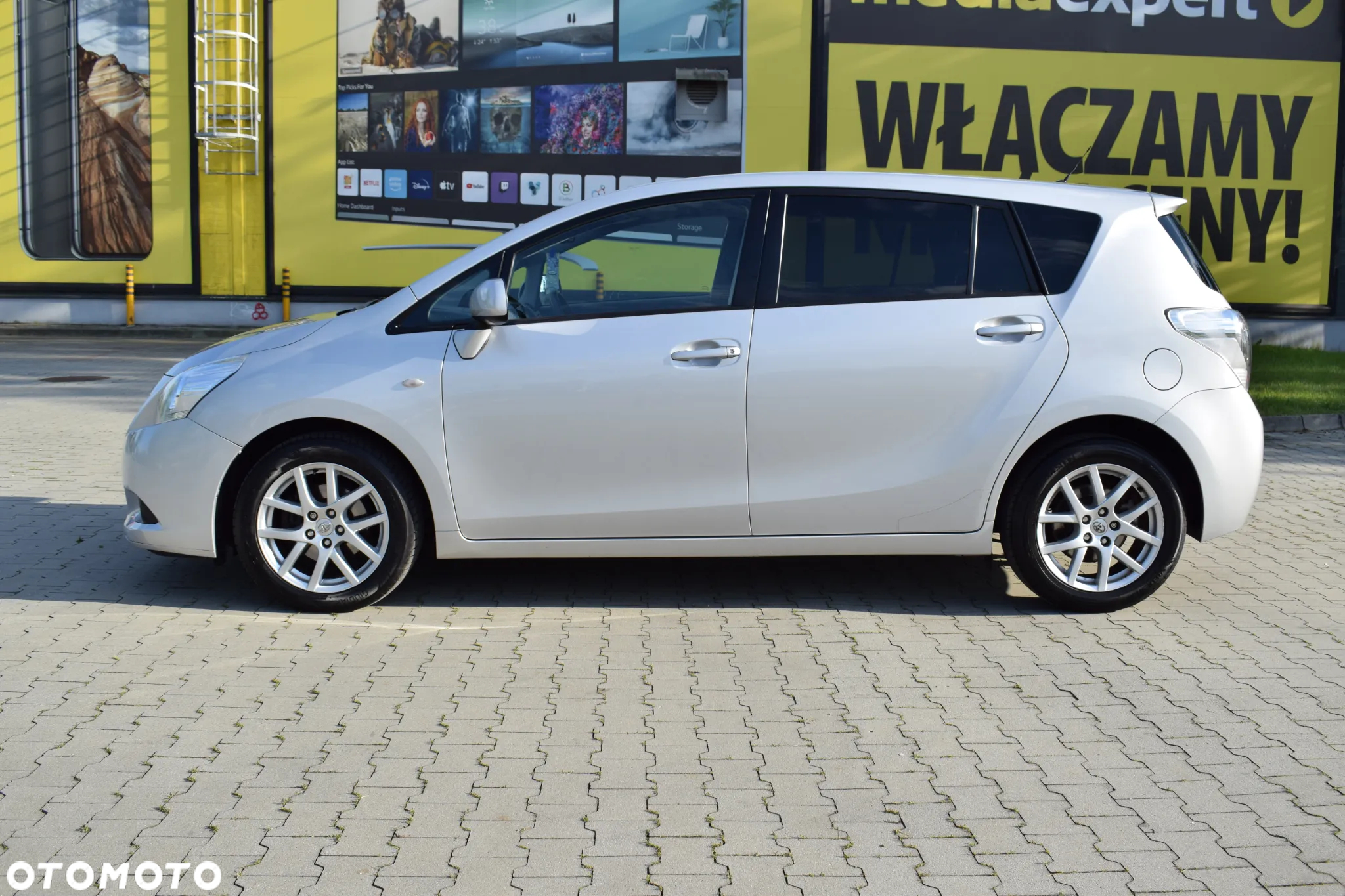 Toyota Verso 1.8 Sol plus 7os - 8