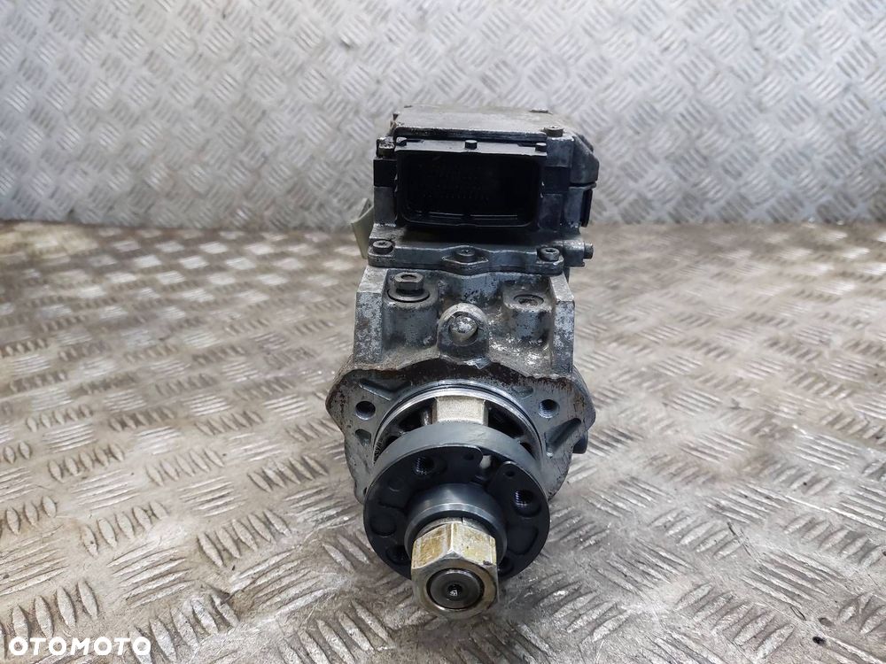 POMPA WTRYSKOWA USZKODZONA OPEL VECTRA C 2.2 DTI 0470504215 55351757 - 2