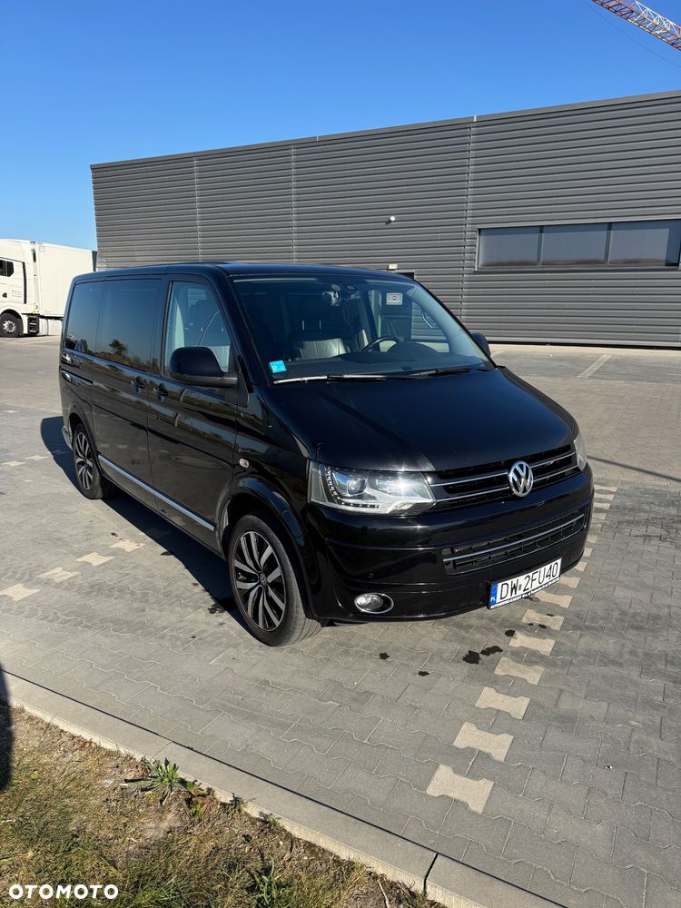 Volkswagen Multivan - 2