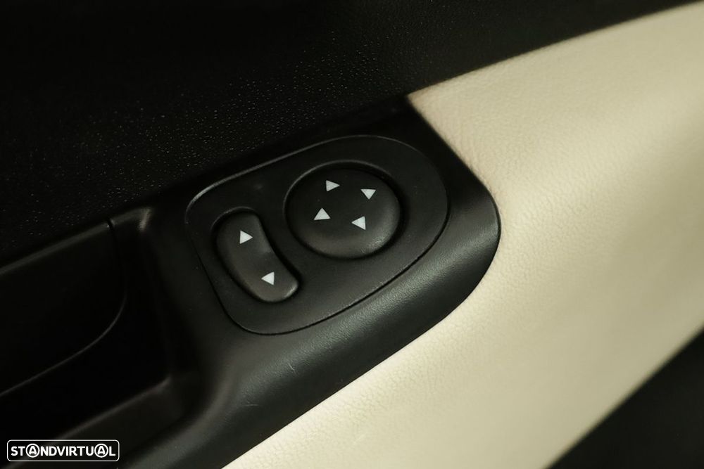 Fiat 500C 1.0 Hybrid - 19