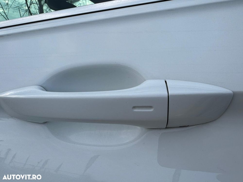 Volkswagen Tiguan 2.0 TDI 4Mot DSG Highline - 9