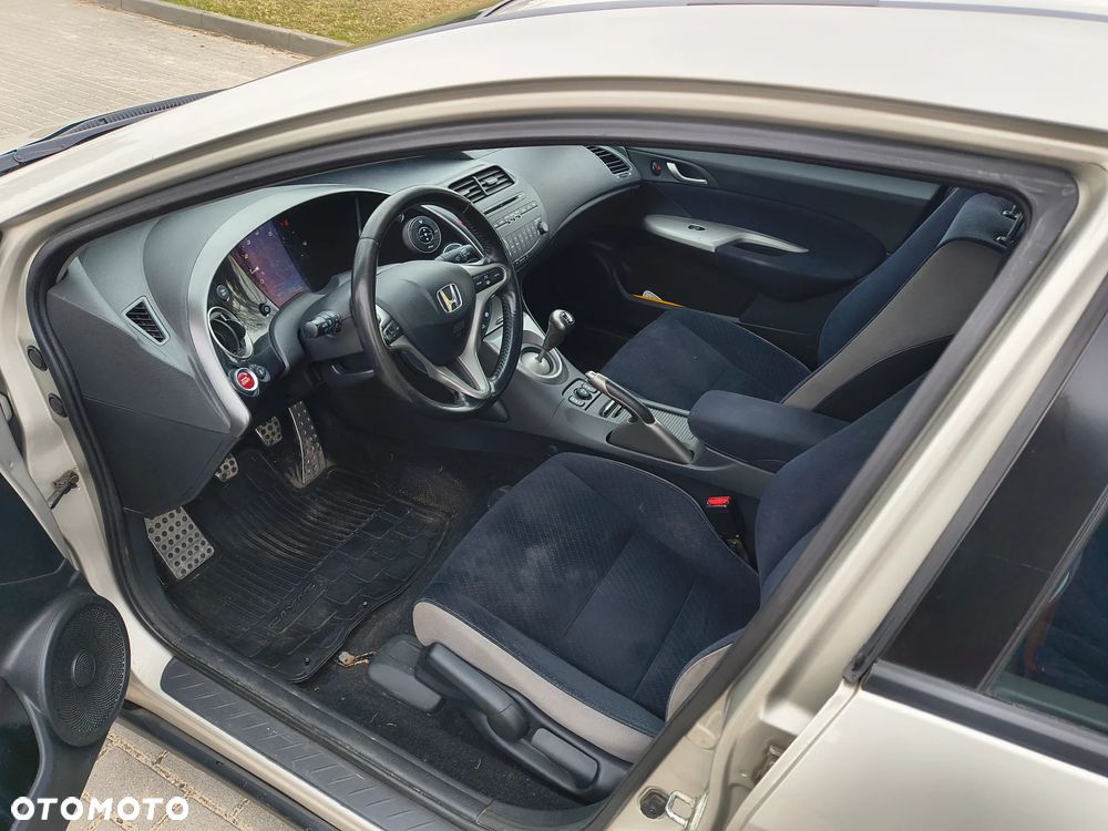 Honda Civic 1.8 Sport - 3