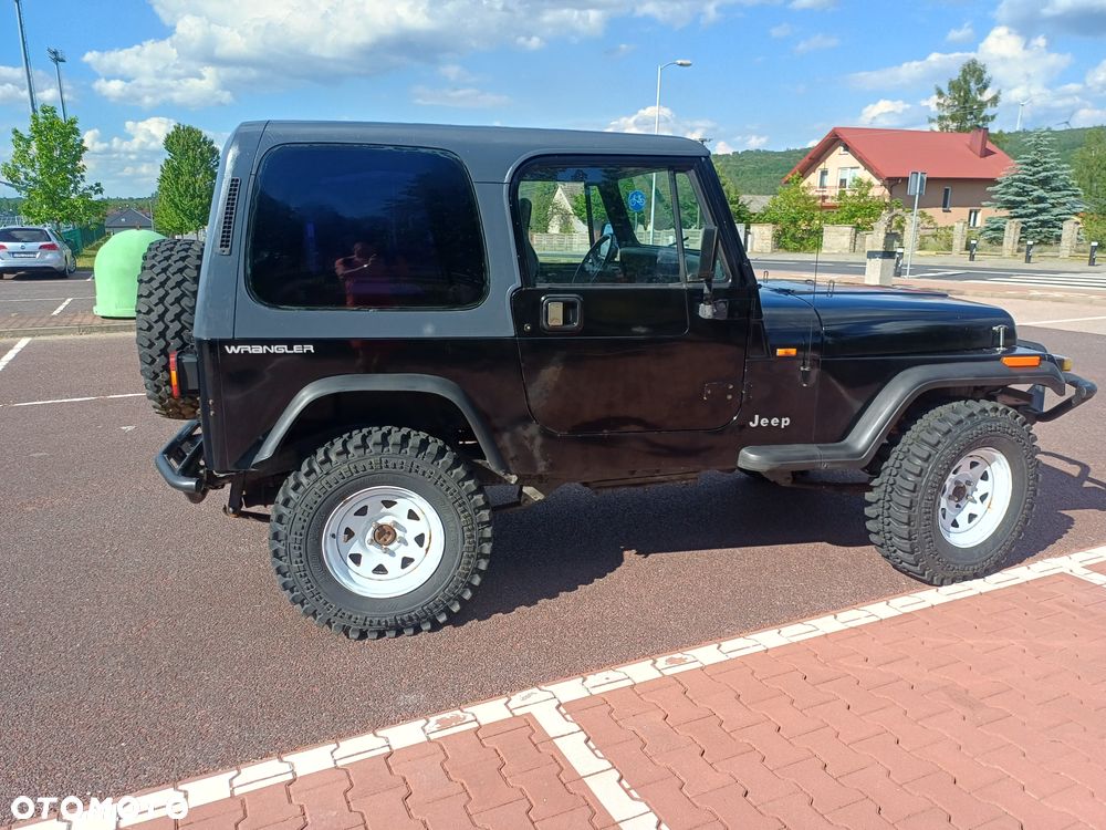 Jeep Wrangler - 14