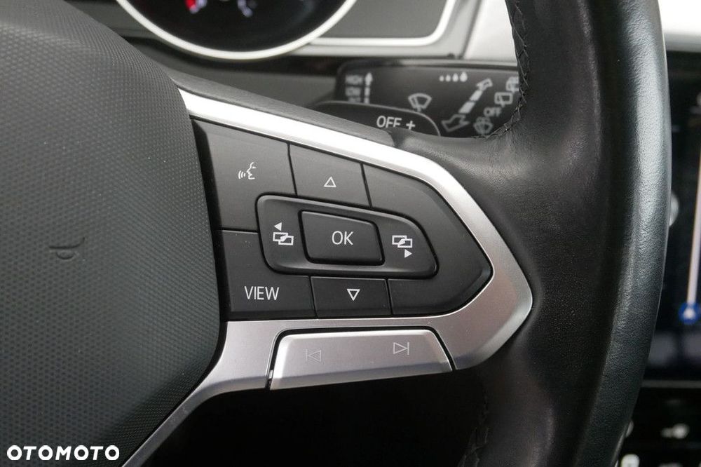 Volkswagen Passat Variant 2.0 TSI Business DSG - 24