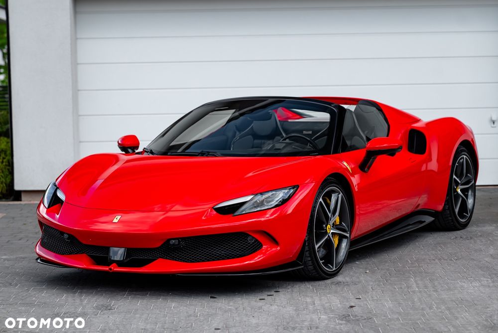 Ferrari 296 GTS - 12