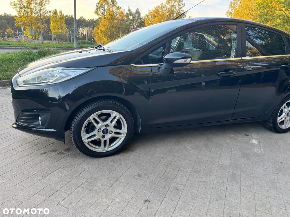 Ford Fiesta 2014 photo 4