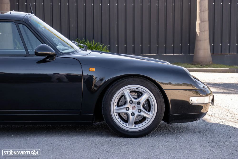 Porsche 911 (993) - 21