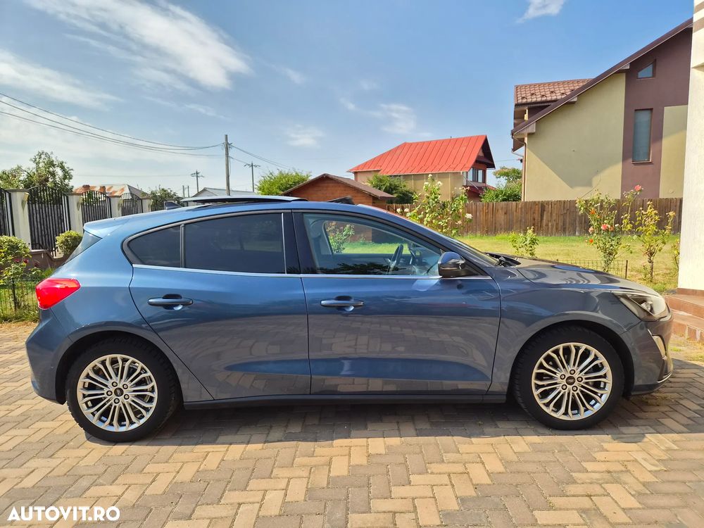FORD Focus 2021 — imagine 30
