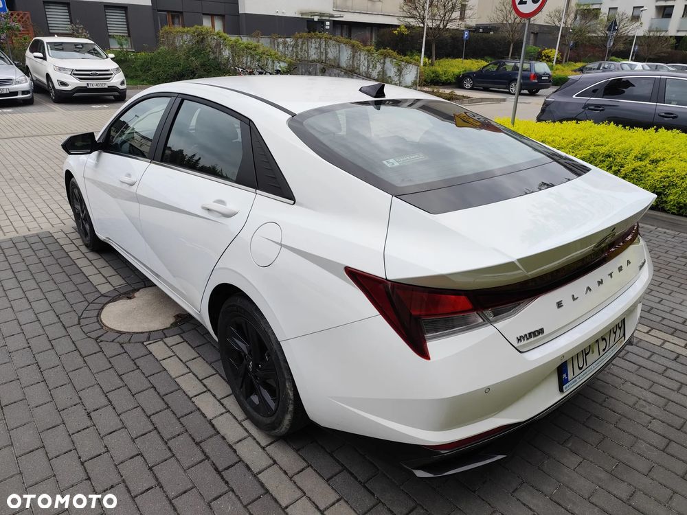 Hyundai Elantra 1.6 Smart - 2
