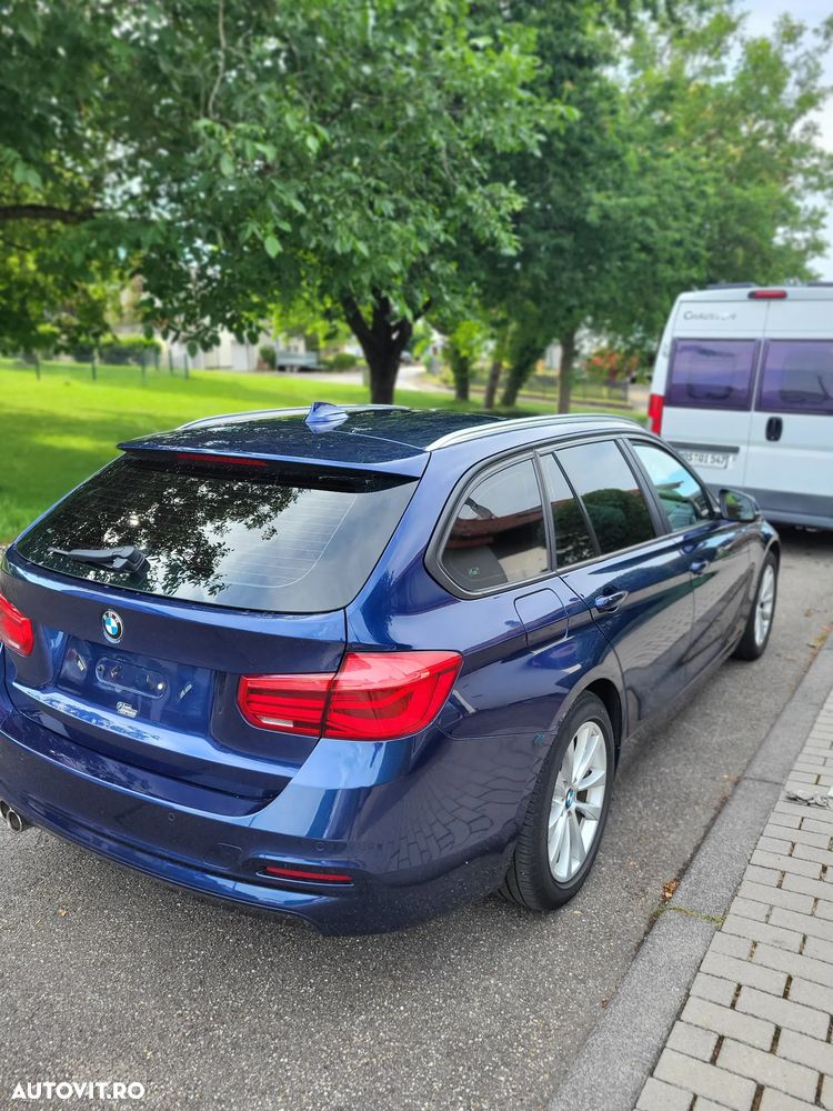 BMW Seria 3 320d xDrive Aut. - 2