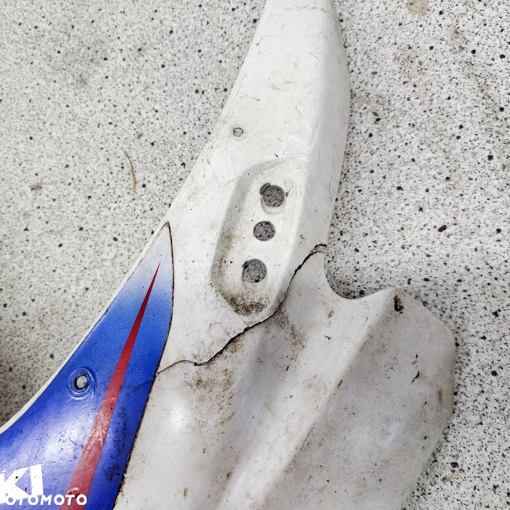 Czacha, czasza, owiewka przód, osłona lampy Suzuki GSX-R 600 750 GSXR 600 750 K6 K7 - 3